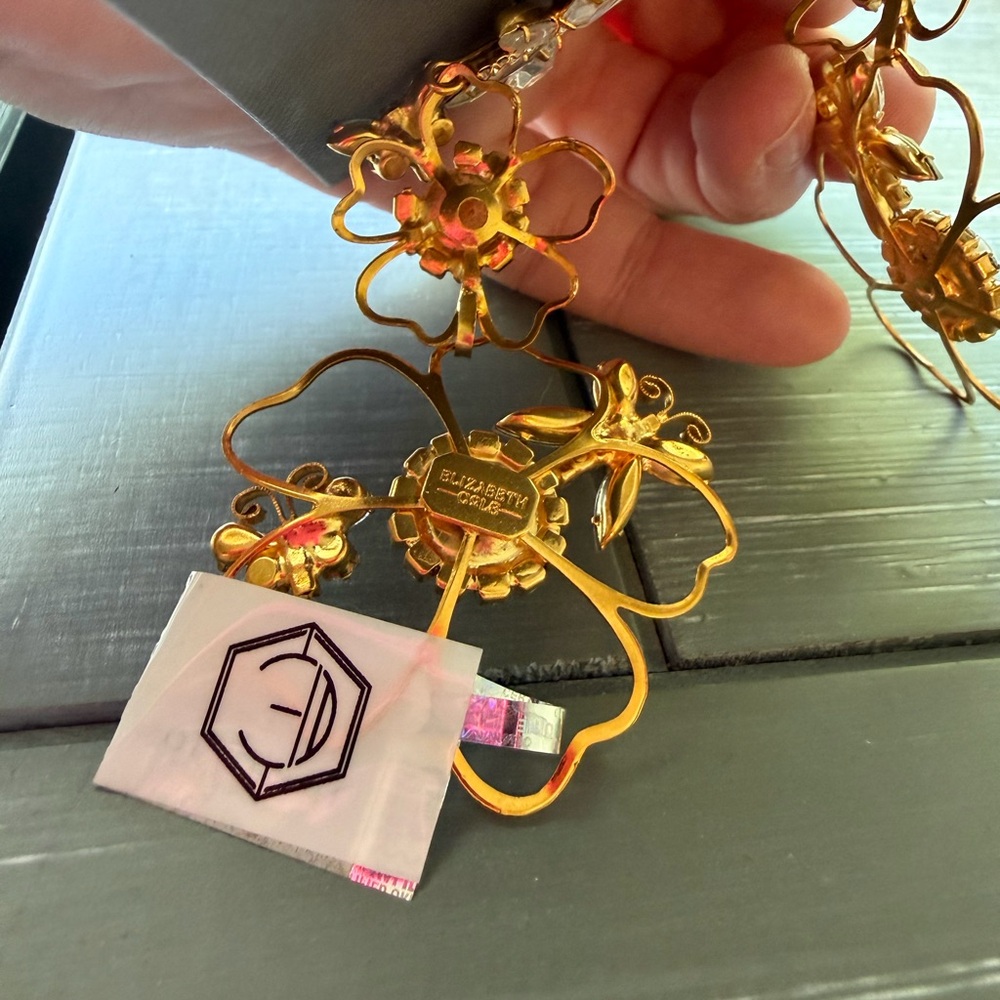 NWT Elizabeth Cole Floral Dangle Earrings - Picture 6 of 10